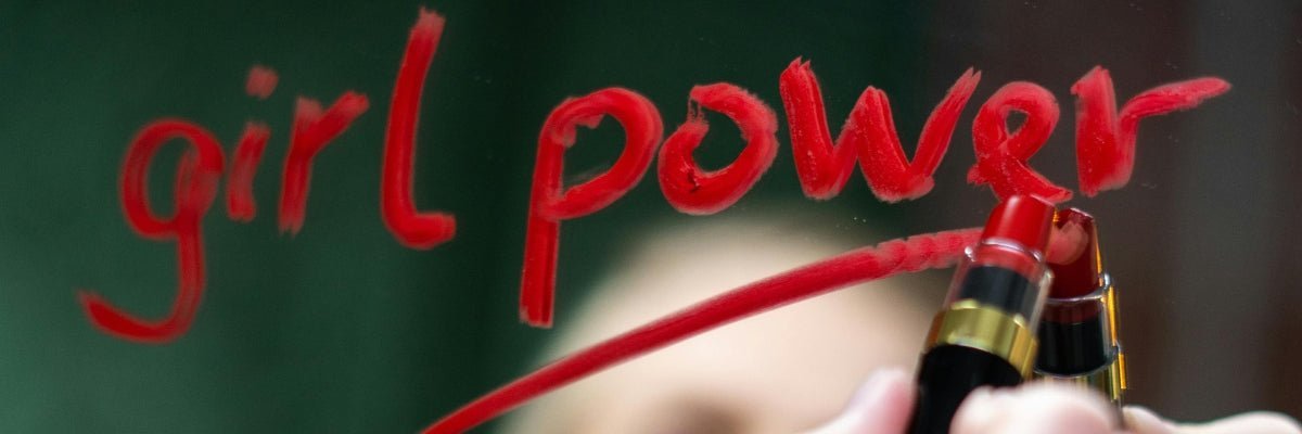 De Kunst van Empowerment: Waarom Handgemaakte Acryl Sieraden Het Ultieme Vrouwelijke Accessoire Zijn - Keelin Design