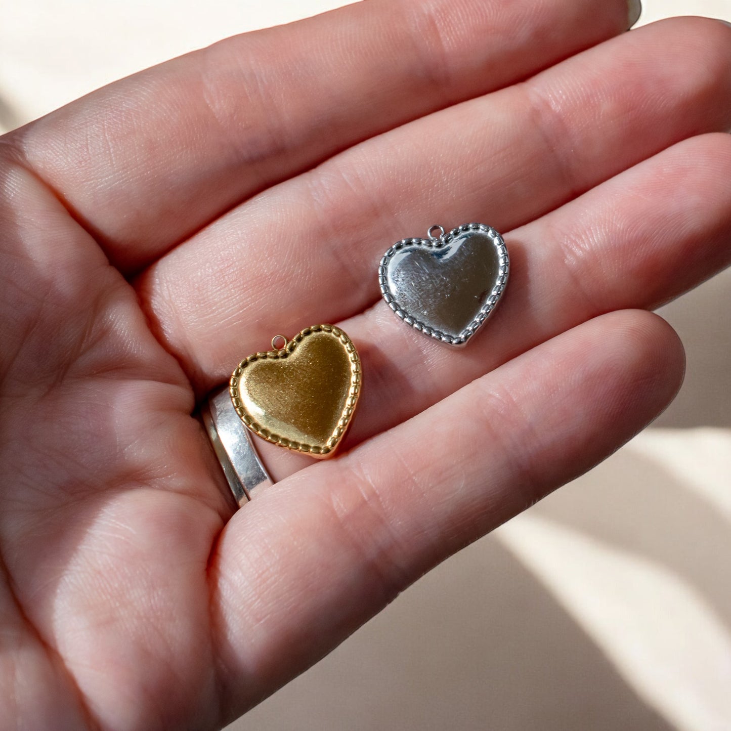Gepersonaliseerd juweel: Fijne ketting met hartje hanger