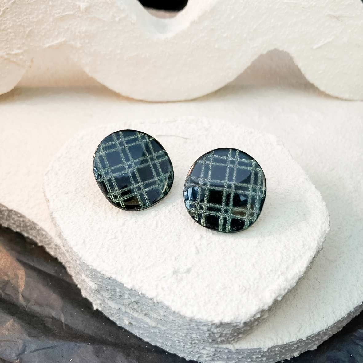 Keelin Design, Handgemaakte Oorbellen · Ivy · Statement Oorstekers · Geruit