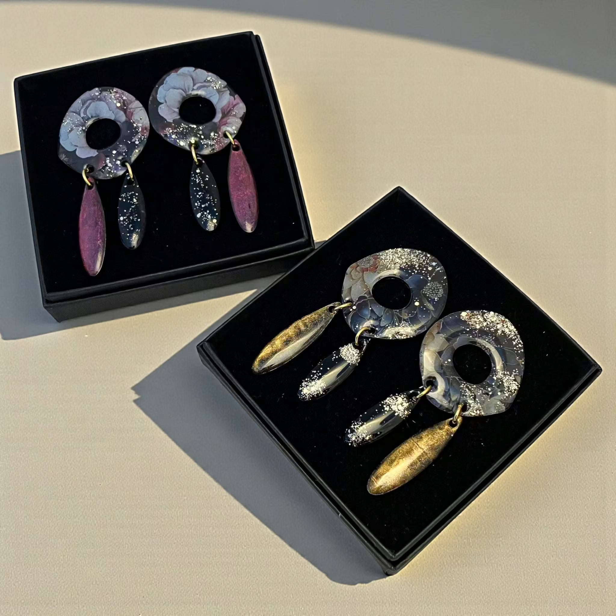 Keelin Design Freya Stardust Statement Oorbellen met Bloemenmotief