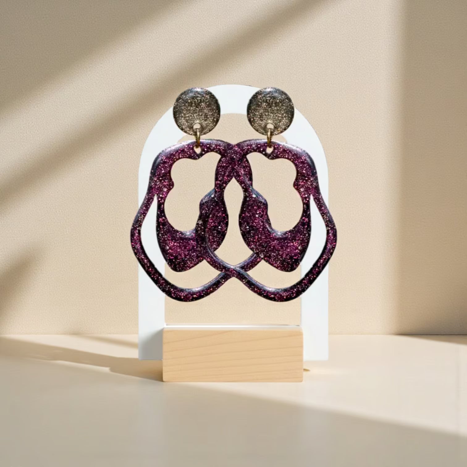 Keelin Design - Améline · Organische Statement Oorbellen in Burgundy