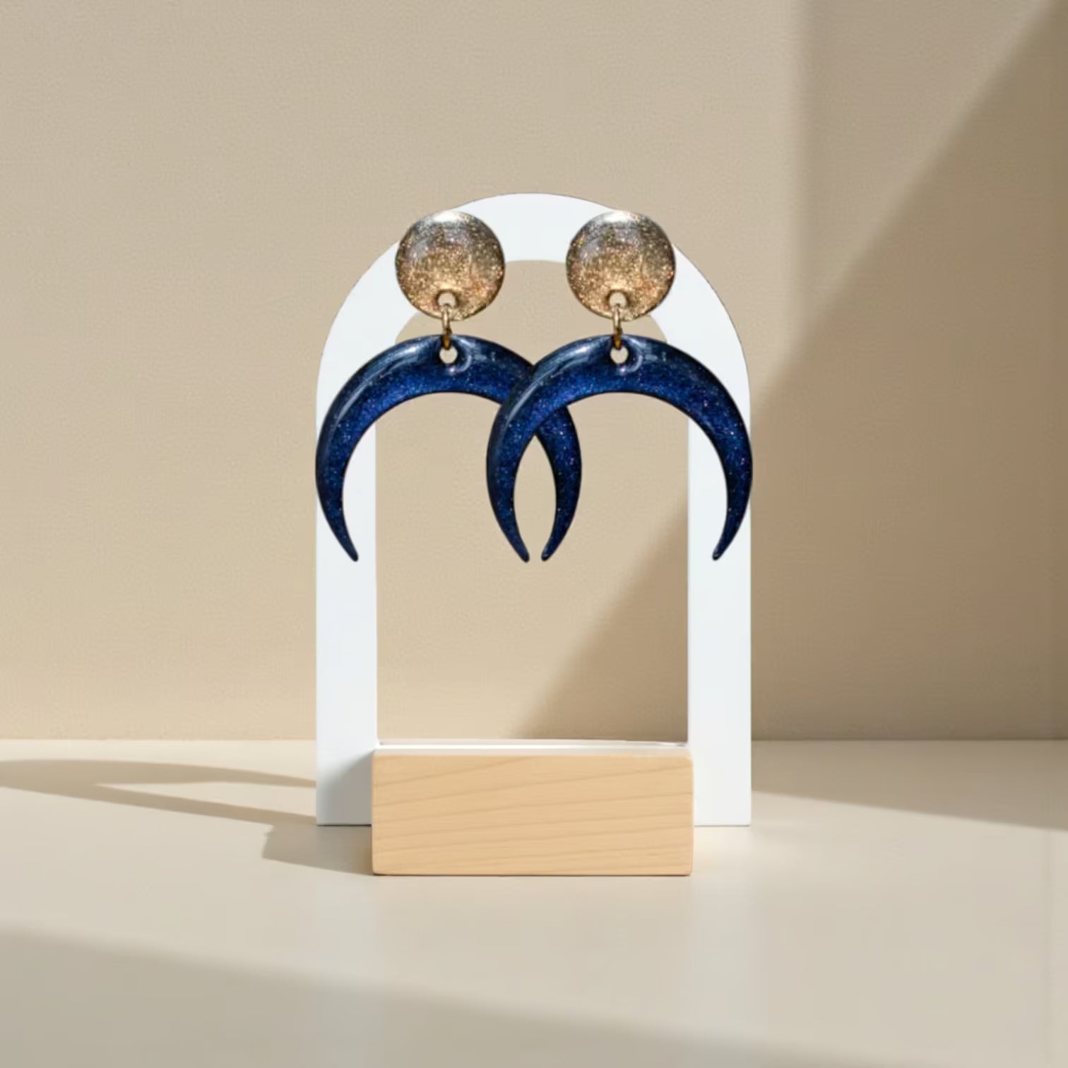 Keelin Design - Claire · Statement Oorbellen · Blauw & Goud