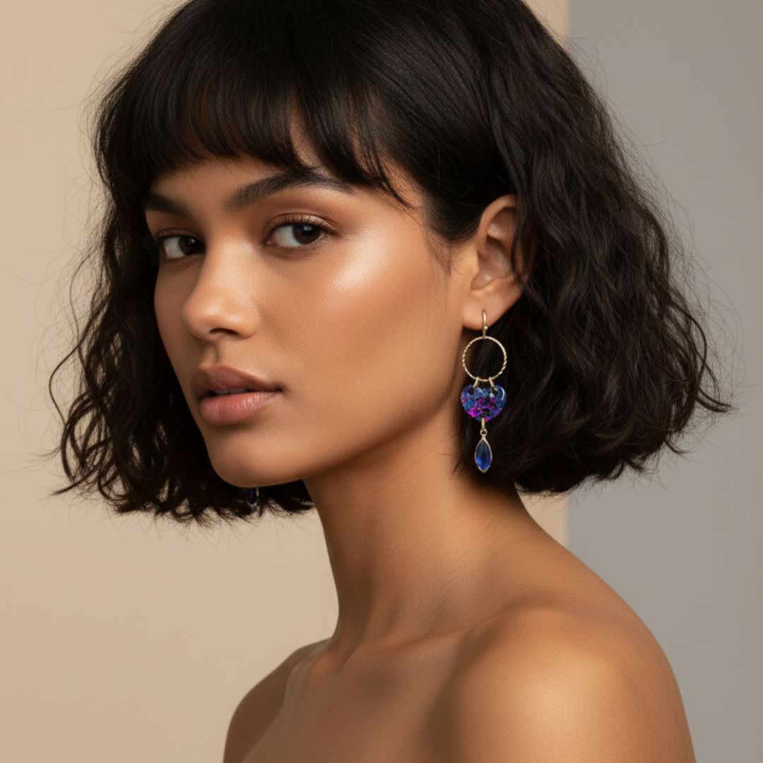 Isabelle – Hartjes Statement Oorbellen met Glashangertje - Keelin Design