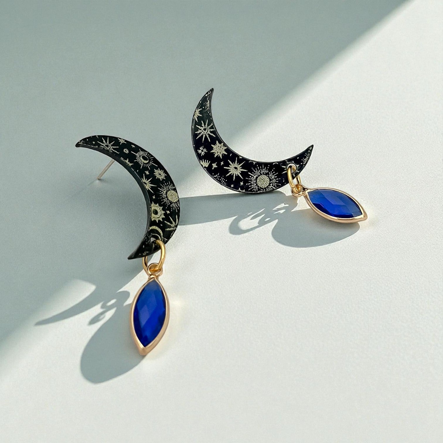 Selene - STELLAR DREAMS Statement met Glashanger - Keelin Design