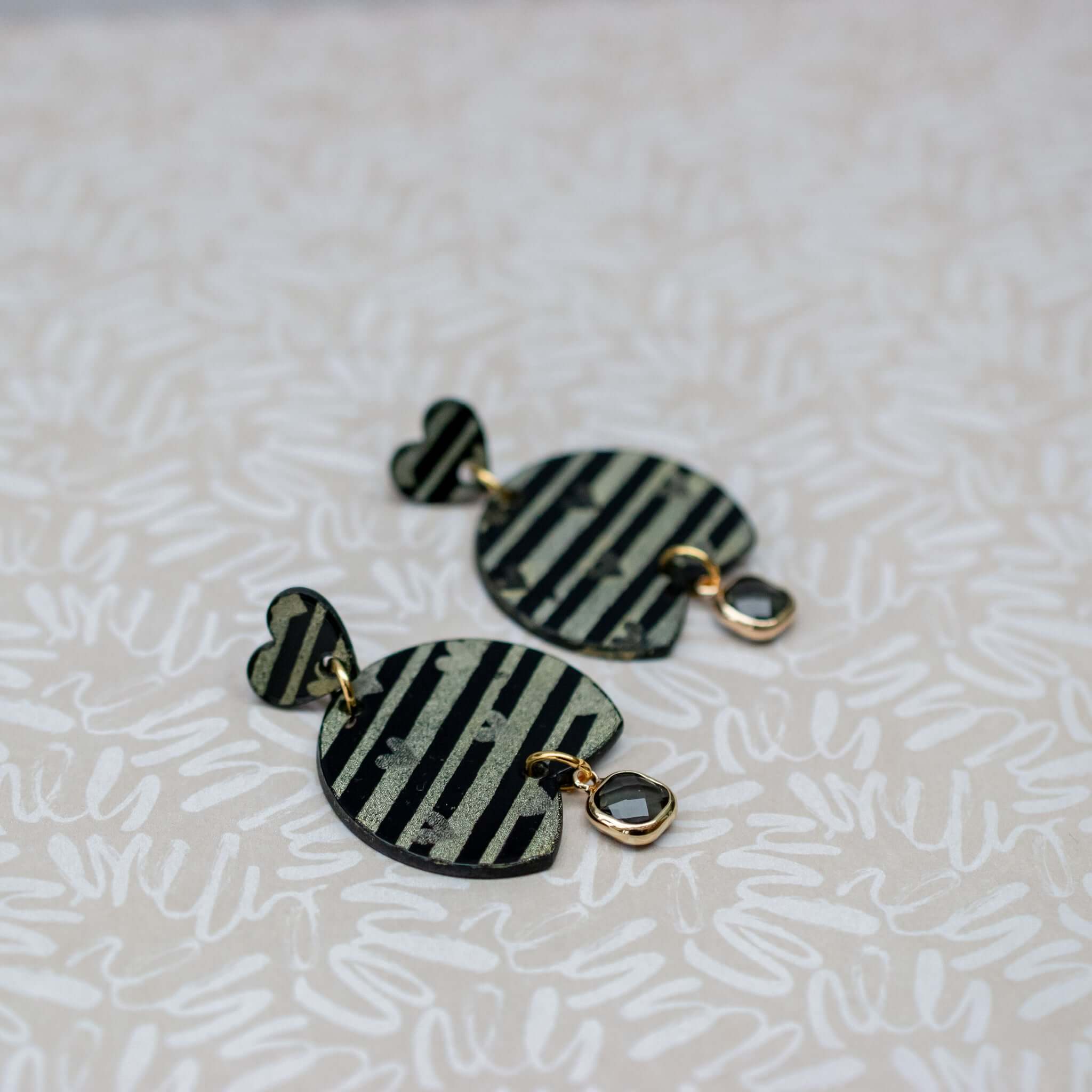 Stripes Love Statement - Love Stories Glas Hanger Goud - Keelin Design