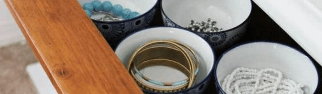 5 creative ways to store your jewelry | DIY jewelry storage Keelin Design
