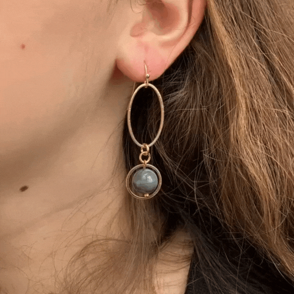 Lena - Fijne geometrische oorbellen met Labradoriet - Oorbellen - Keelin Design