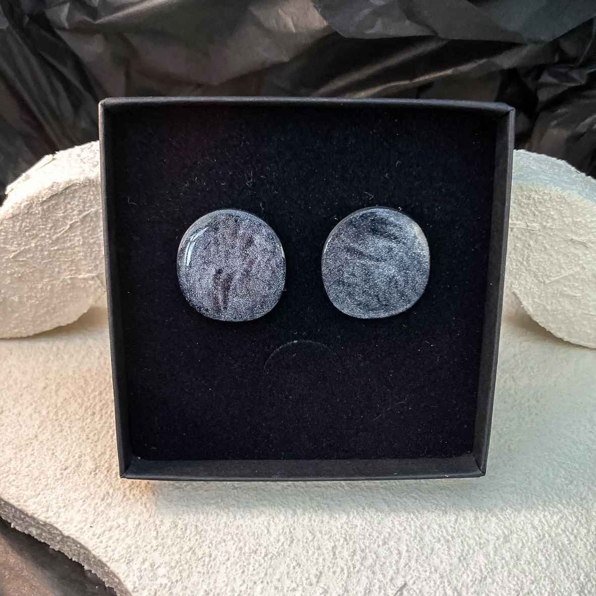 Keelin Design, Handgemaakte Oorbellen · Ivy · Statement Oorstekers · Wit (in doosje)