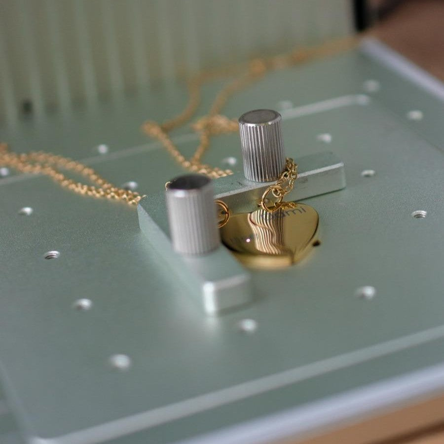 Keelin Design - Ketting personaliseren - Gepersonaliseerde gegraveerde ketting