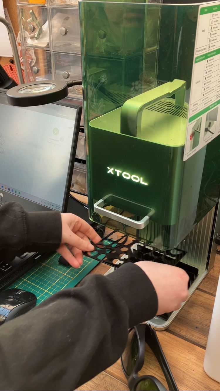 Keelin Design - Ellen Kennes - Unieke Handgemaakte Acryl Oorbellen