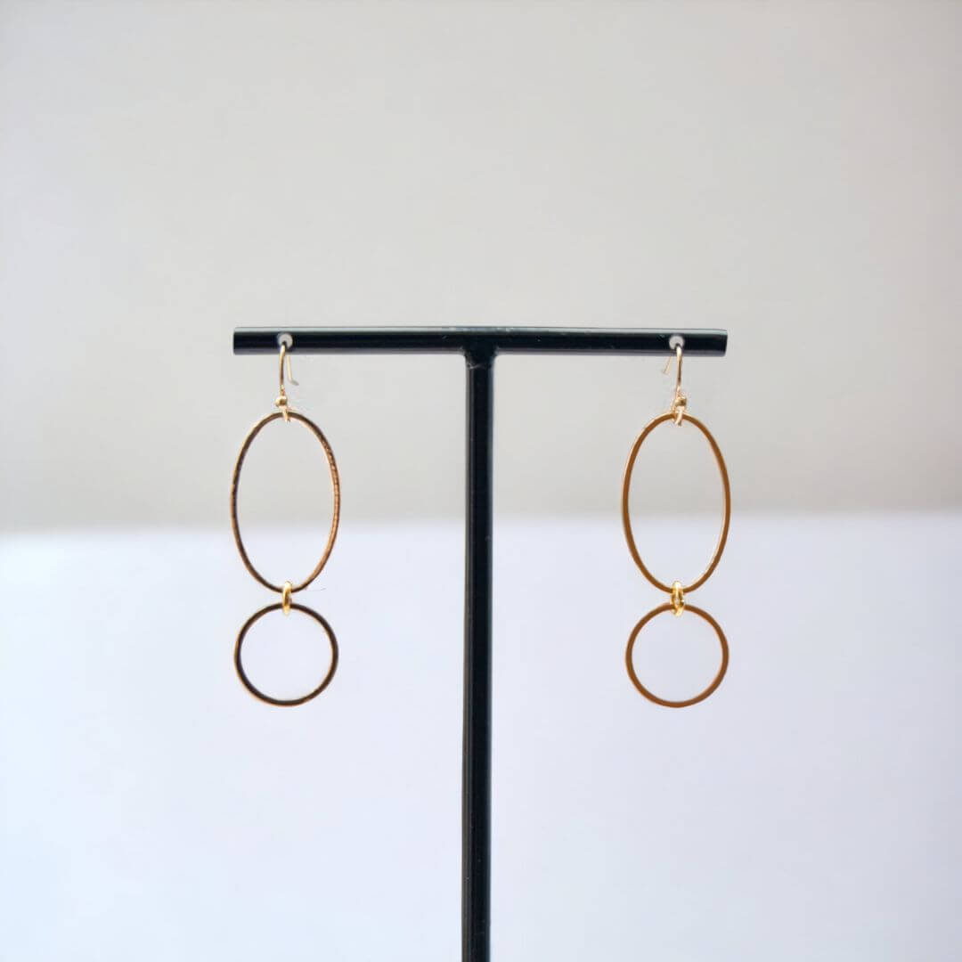 Keelin Design - Handgemaakte Sieraden - Hanna - Fijne goudkleurige oorbellen