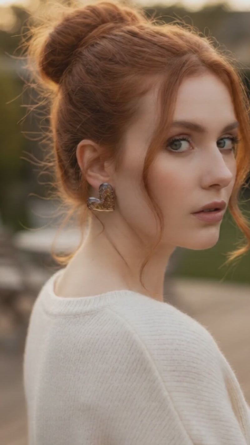 Keelin Design, Handgemaakte Sieraden, Unieke LaserCut Acryl Oorbellen en Gepersonaliseerde Juwelen, Belgie