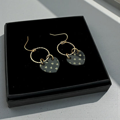 Rosalie – Hartjes Oorbellen met Oorhaakjes - Keelin Design